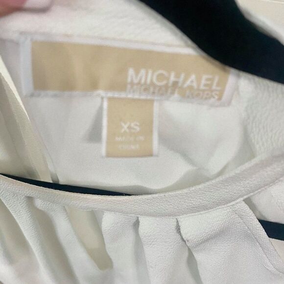 Michael Kors White Crepe Raglan Slit Blouse - Picture 3 of 5